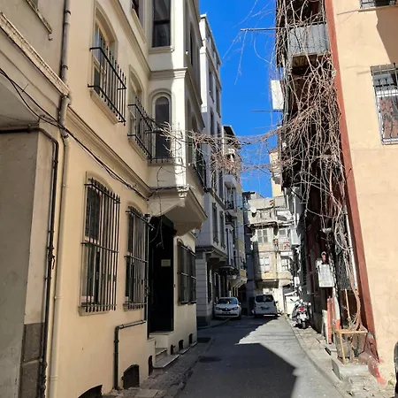 Ozcans Pera Flats 5 * איסטמבול